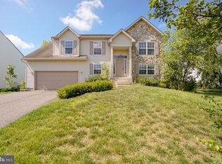 1785 Carriage Dr, Williamstown, NJ 08094