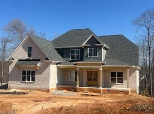 7904 Backridge Dr, Stokesdale, NC 27357