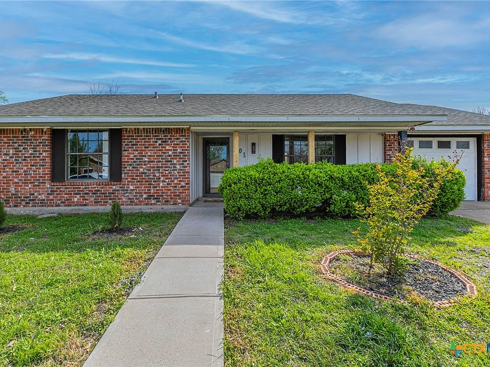 1st image of 701 Steven St