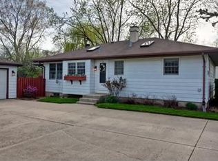 4167 Lake Park Ave, Gurnee, IL