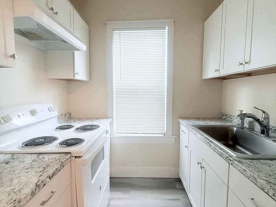 1st image of 6 Gray Ave Floor 1