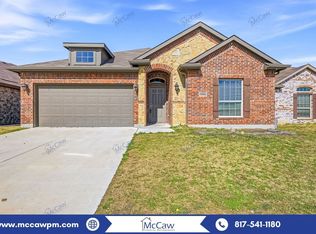 1405 Raleigh Path Rd, Denton, TX 76208