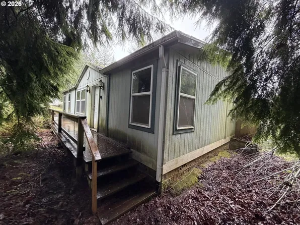 61528 Edwards Mill Rd, Coos Bay, OR 97420