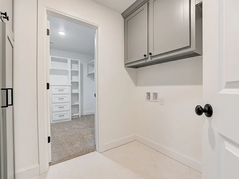 2712 Dunham Dr — Photo 45