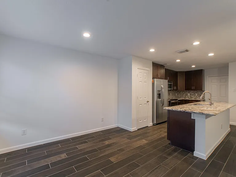 226 Blushwood Pl — Photo 22