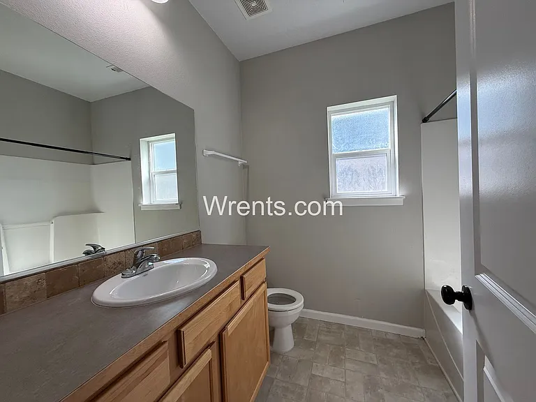 8410 W Campus Dr — Photo 15