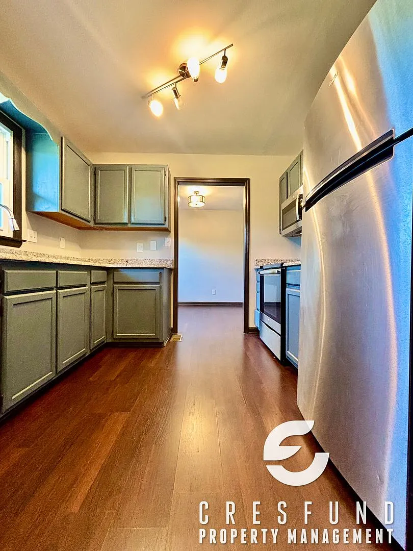 Charming 3 BR for Rent in Jack Britt School District — Photo 3
