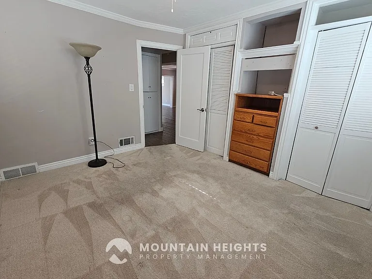 2473 S Hartford St — Photo 17