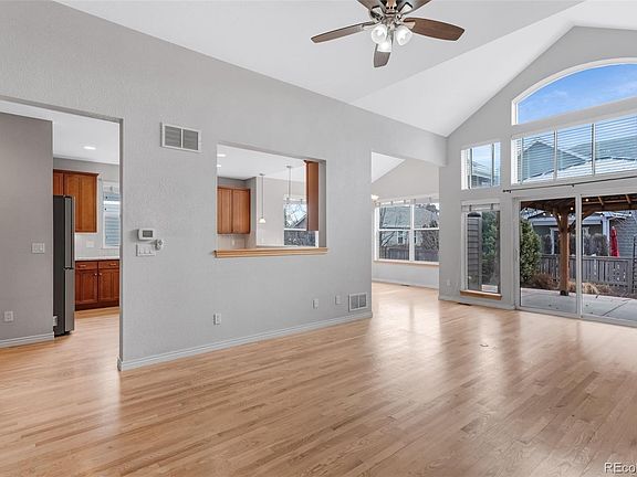 5th image of 1530 Lincoln Street