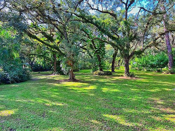 3rd image of 4064 Oak Hammock Ln