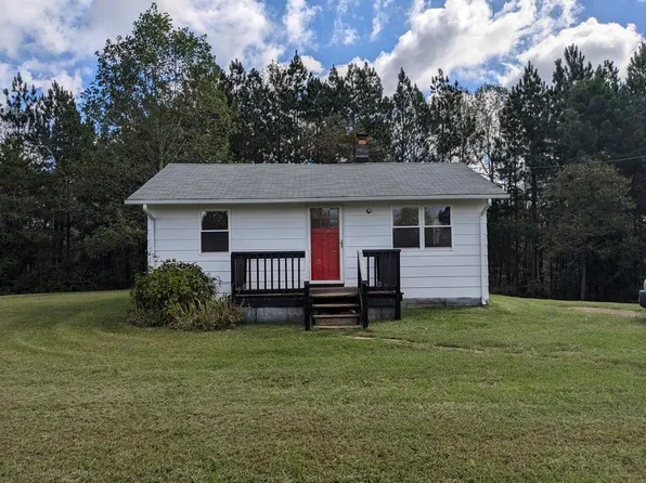 2637 Strawberry Rd, Chatham, VA 24531