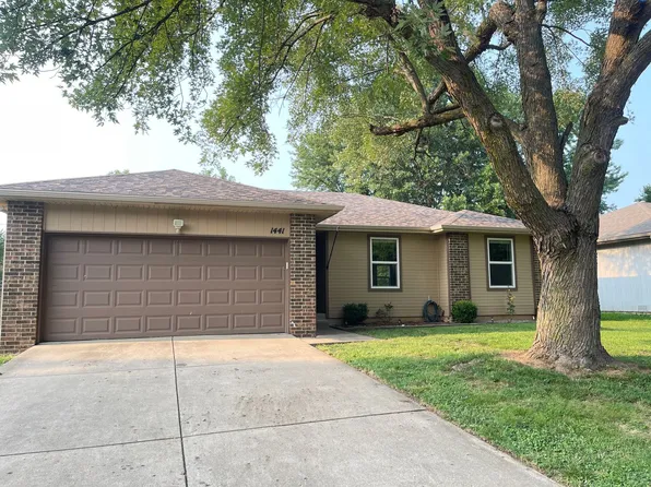 1441 W Seminole St, Springfield, MO 65807