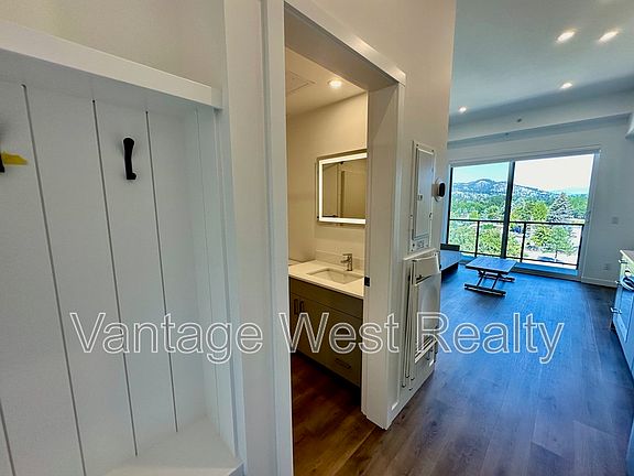 5th image of 1301 Belaire Ave #616