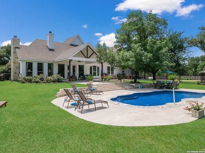 813 PADDY RD, Floresville, TX, 78114