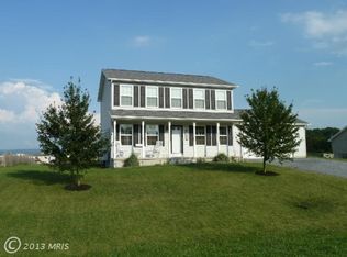 12245 Red Hawk Dr, Waynesboro, PA 17268