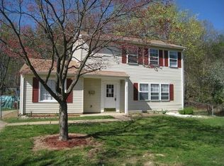 201 Pepper Tree Ln, Stafford, VA 22554