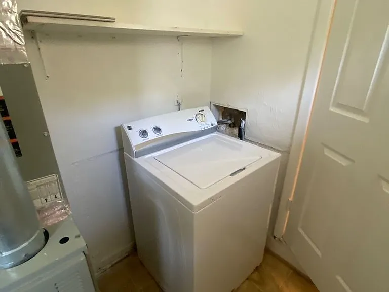 1676 Da Vinci Dr — Photo 8