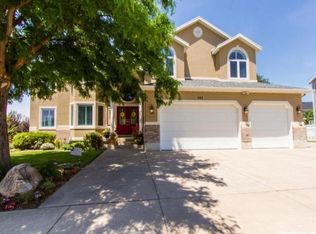 181 N Country Ln, Fruit Heights, UT 84037