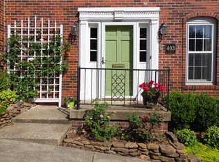 403 Cambridge Place Dr, Little Rock, AR 72227