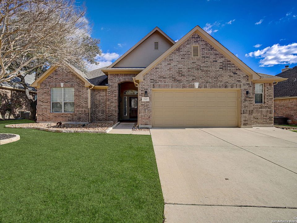 1st image of 1522 Mountain Cove