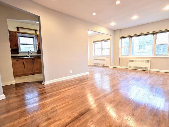 3rd image of 26-67 30th St #C1