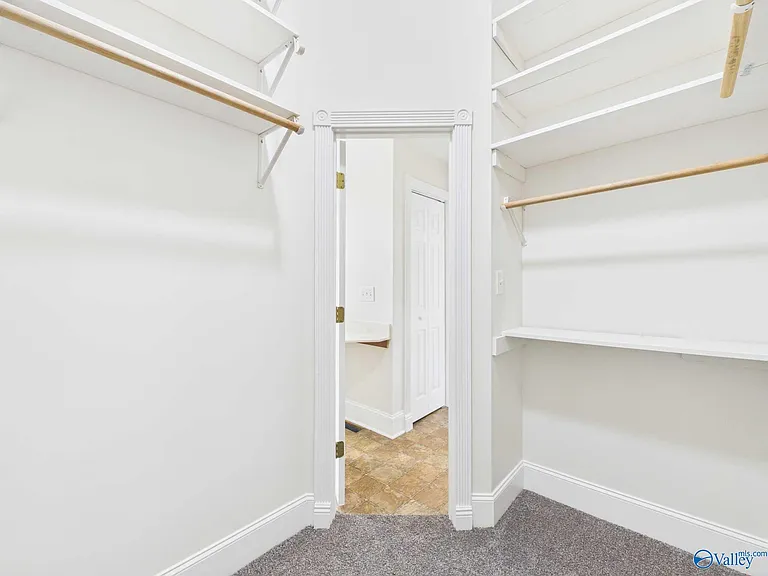 501 Prospect Dr SE — Photo 24