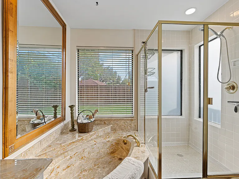 6002 Blue Bay Dr — Photo 25