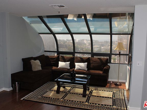 3rd image of 880 W 1st St APT 808