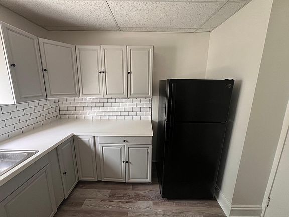 3rd image of 3040 E 126th St #1