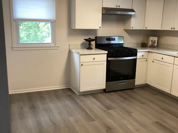 370 Warburton Ave, Hawthorne, NJ 07506