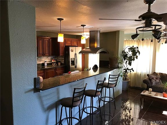 5th image of 1345 Quartz Ave