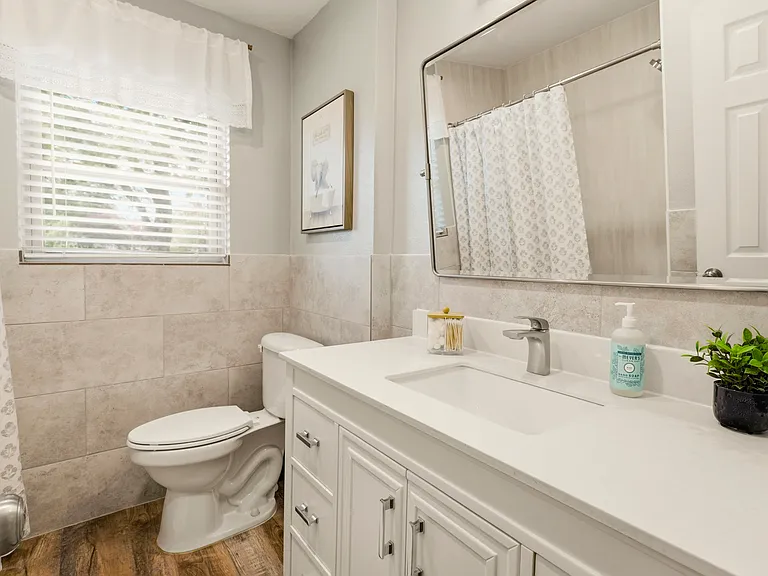 1213 Dalhart Dr — Photo 22