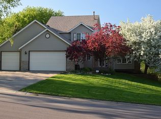 8508 Beacon Rd, Woodbury, MN 55125