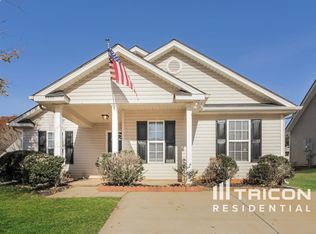 5434 Peachwood Dr, Charlotte, NC 28216
