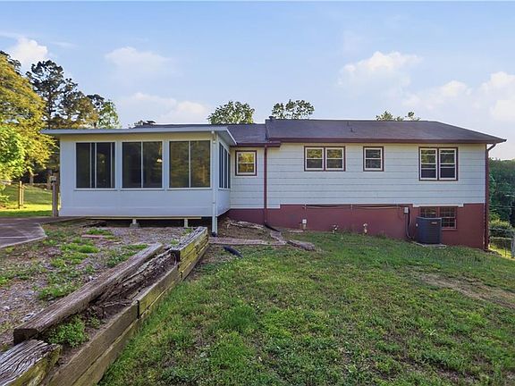 5th image of 6742 Kellogg Dr