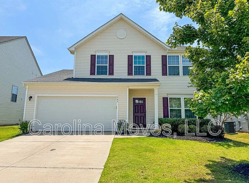 3 bed, 2.5 bath, 2199 sqft, $2,249 — Photo 1