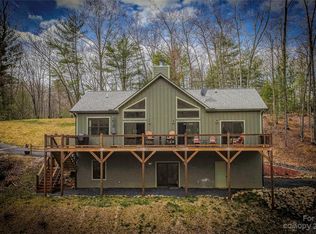 1218 Clearwater Ln, Burnsville, NC 28714