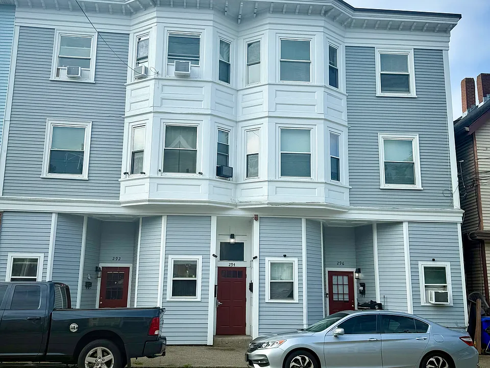 294 Whittenton St #2R