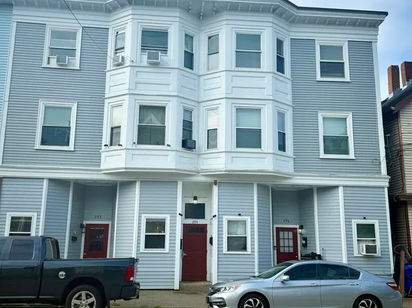 294 Whittenton St #2R, Taunton, MA 02780