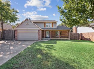 5000 Thorncliffe Dr, Arlington, TX 76016