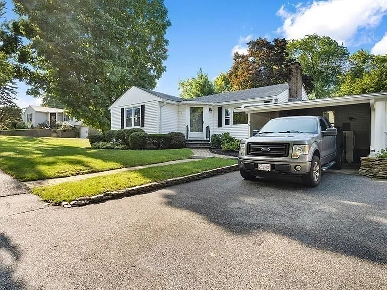 15 Temple Rd — Photo 29