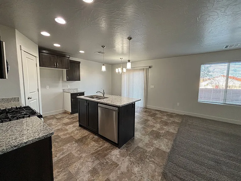 3102 S Relic Ridge Dr — Photo 5