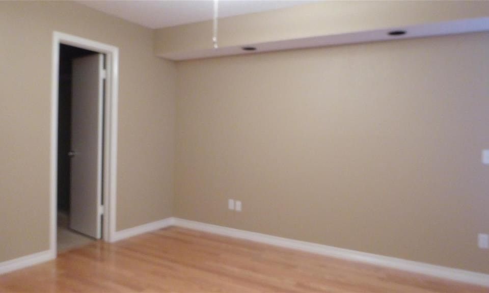 1st image of 209 Stone Cir #209