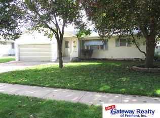 2120 N Howard St, Fremont, NE 68025