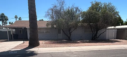 4707 N 75th Way Photo 1