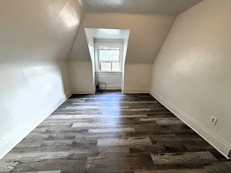 5407 Stanton Ave — Photo 3