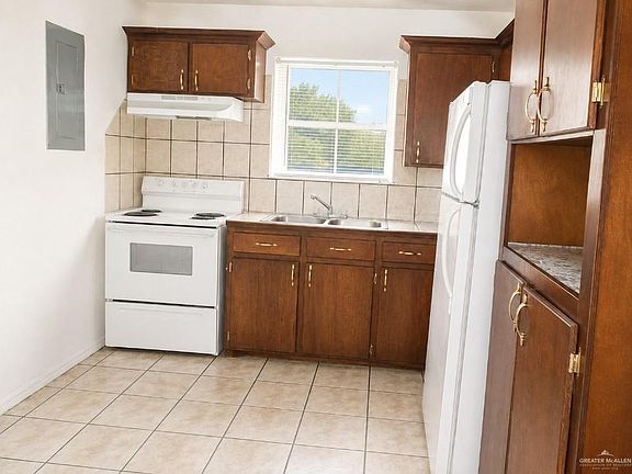 3rd image of 2316 Ashley Ave APT 3