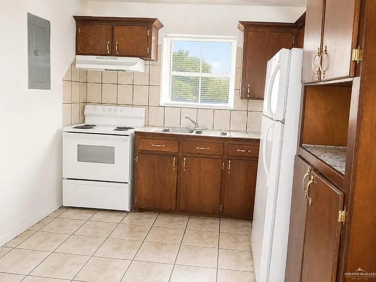 2316 Ashley Ave #3 — Photo 3
