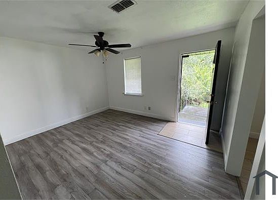 5th image of 2012 Bienville St APT 6