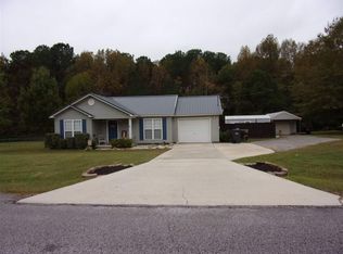 32 Rolling Meadows Rd SE, Hartselle, AL 35640